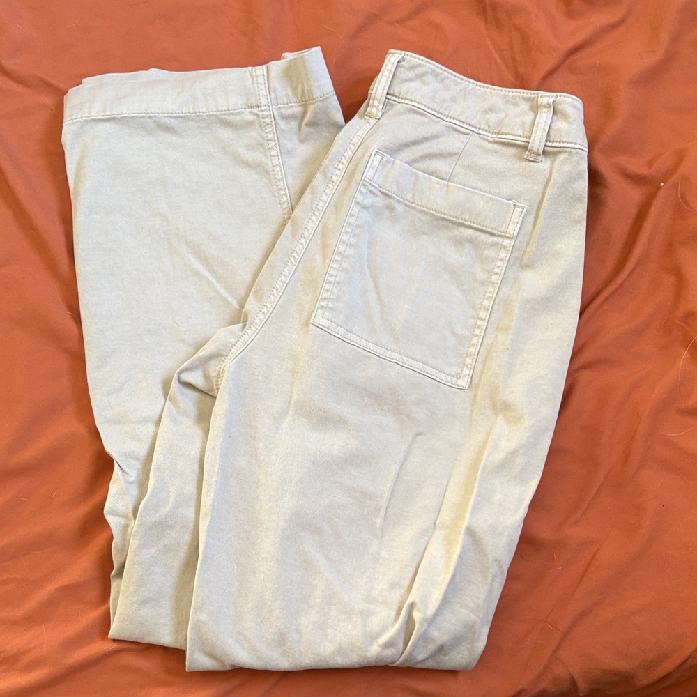 Women’s Tan Pants